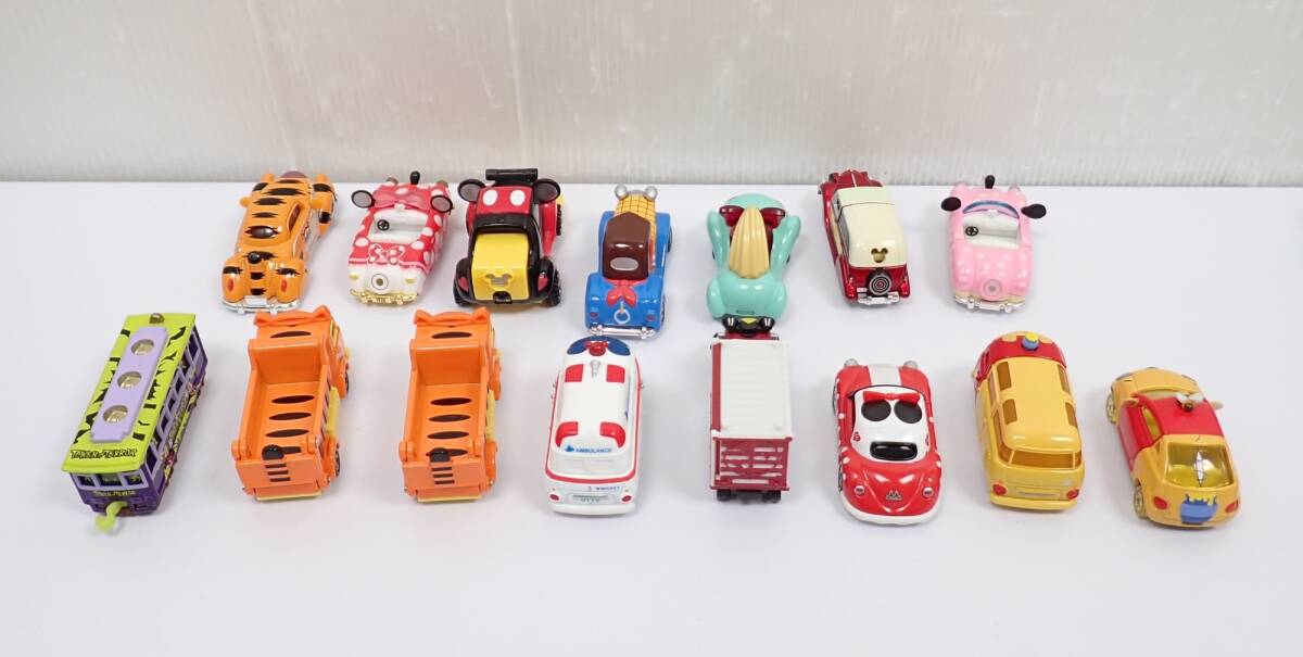 OneMall provides Yahoo Auction products: トミカまとめ売り